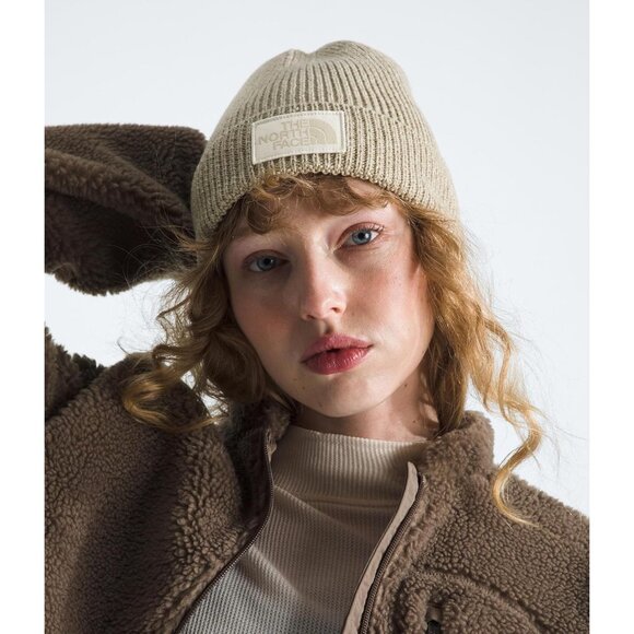 The North Face Men White Dune Cuffed Beanie Classic Fit Rib Knit Winter Hat - Picture 2 of 2